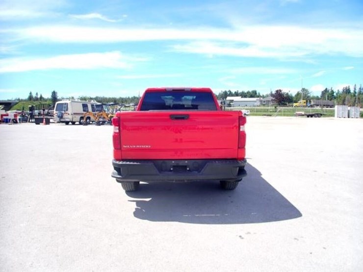 chevrolet-silverado-1500-image-6