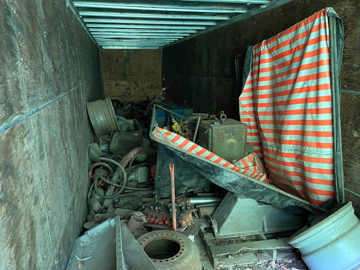 #1639-•-semi-trailer-with-contents-(no-title)-image-9