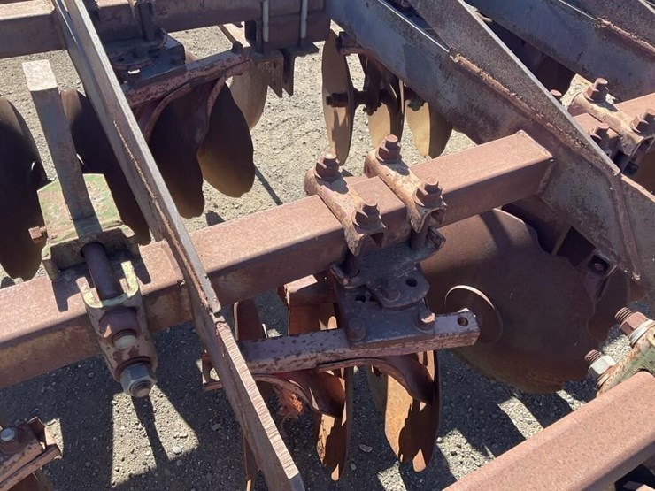 sundance-3-pt-3-row-60"-bed-disc-image-12