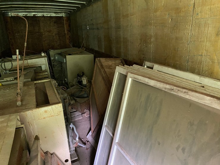 #1631-•-semi-trailer-with-contents-(no-title)-image-8