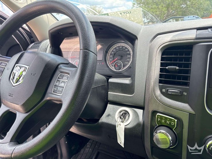 2016-dodge-1500-image-14