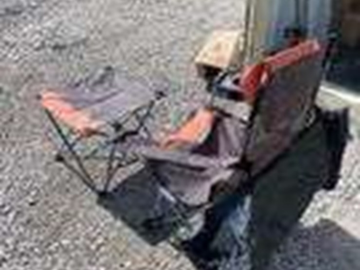 collapsible-camping-chair.-orange-brown.-comes-with-foot-stool-and-storage-bag!-image-4
