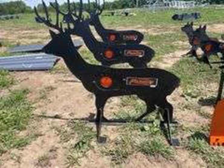 pabreak-deer-shaped-reactive-shooting-target-image-1