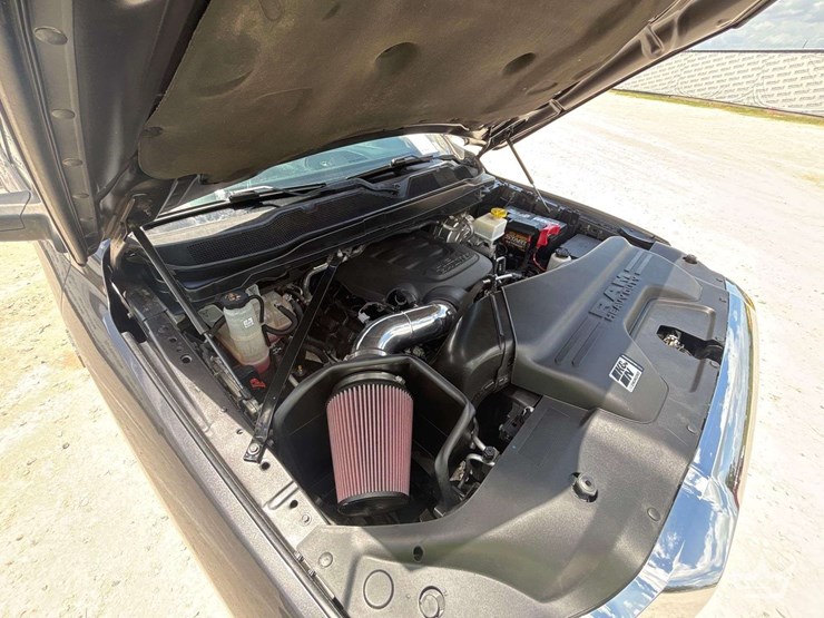2020-dodge-2500-image-9