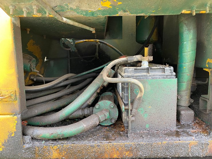 #1558-•-grove-15-ton-crane-image-26
