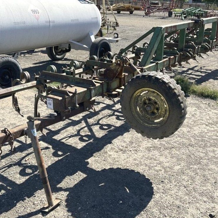 AGRI-TECH 22' 3-Pt End-Tow Aqua Bar