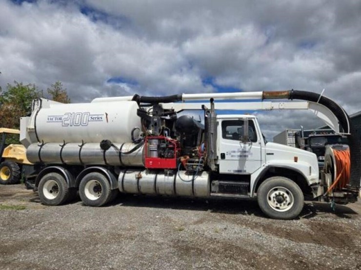 2002-freightliner-fl80-image-5
