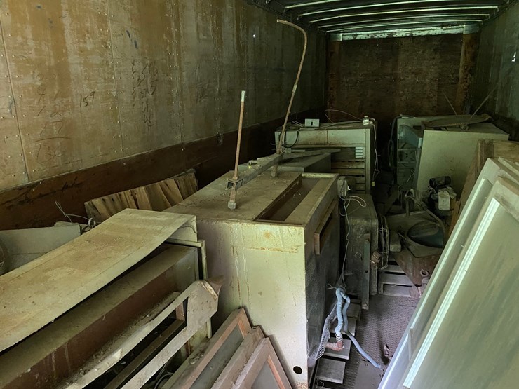 #1631-•-semi-trailer-with-contents-(no-title)-image-7