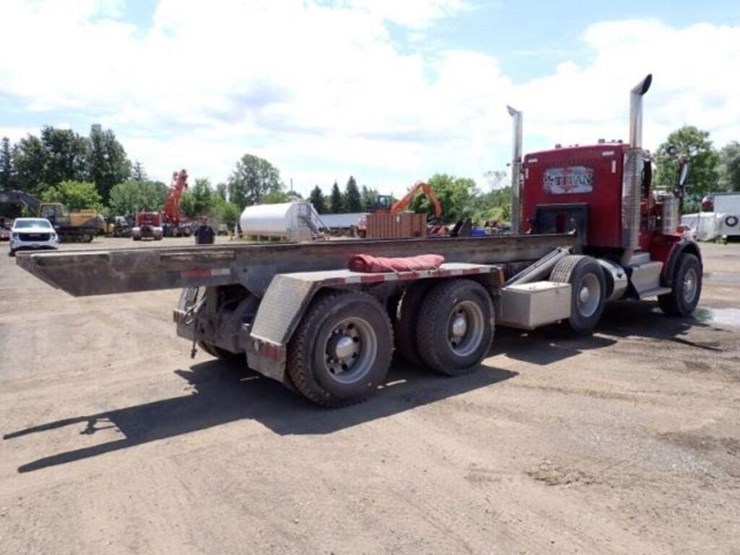2012-kenworth-t800-image-4
