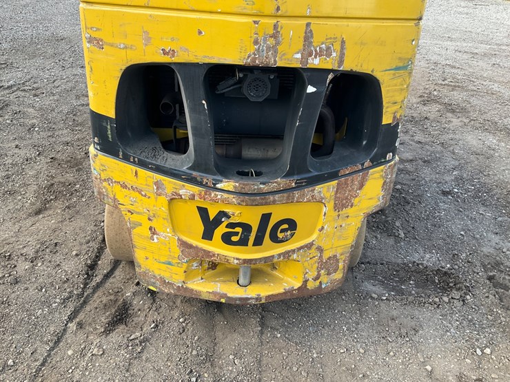 #1387-•-2013-yale-glc040sv-forklift-image-24