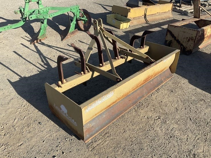 landpride-gb1572-6'-3-pt-box-scraper-image-3