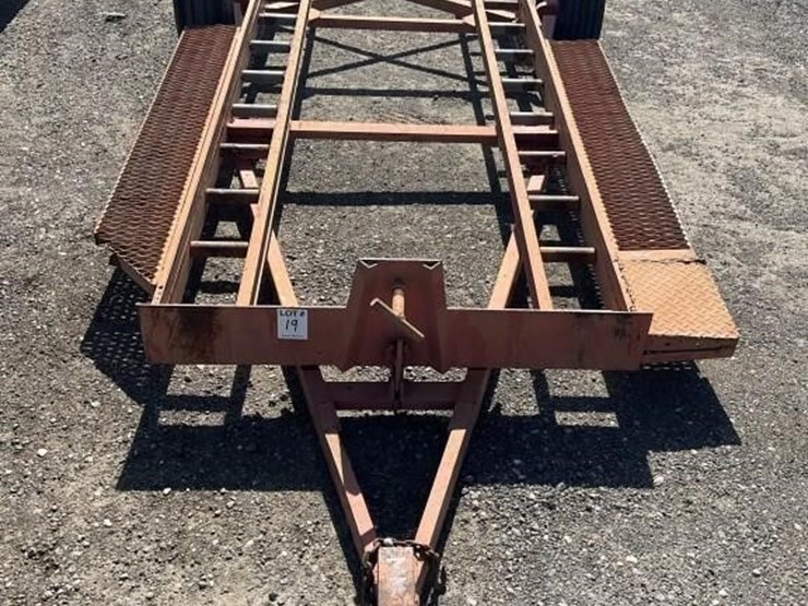 jacobsen-16'-tilt-bed-bin-carrier-trailer-image-2