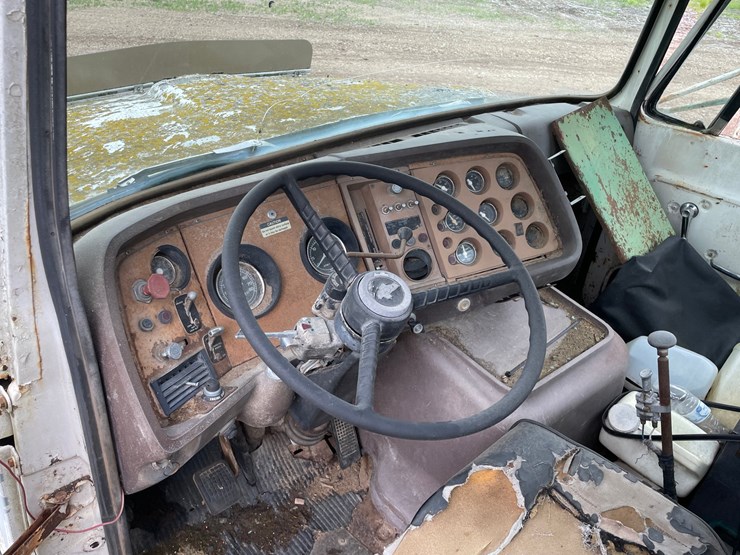 ford-9000-image-25