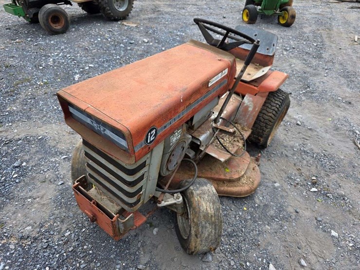 1973-massey-ferguson-12-image-5