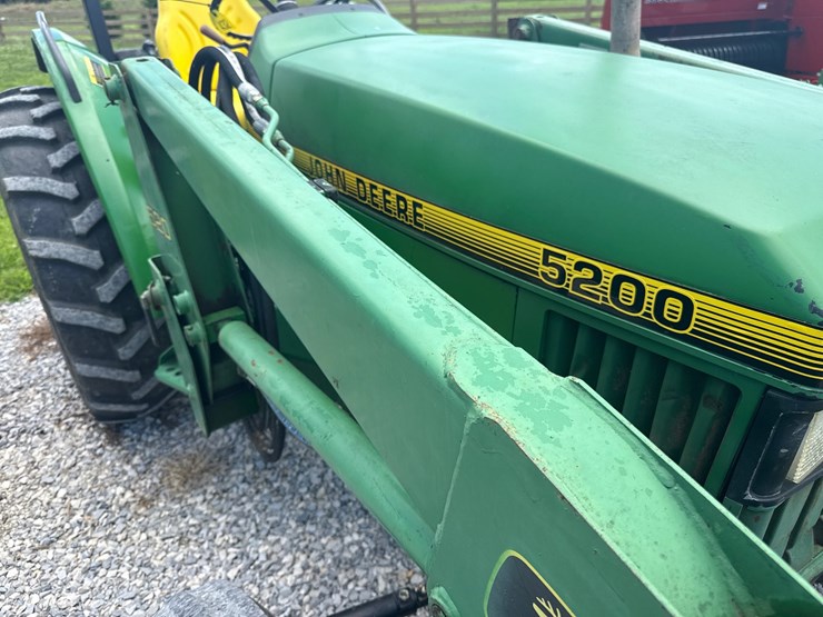 john-deere-5200-image-2