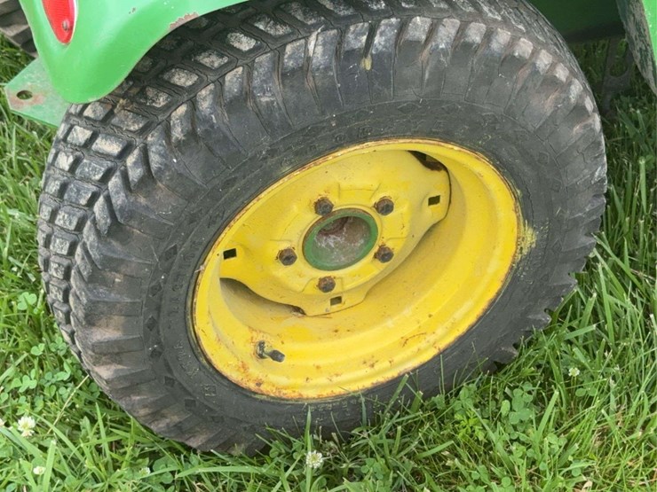 1970-john-deere-110-image-13