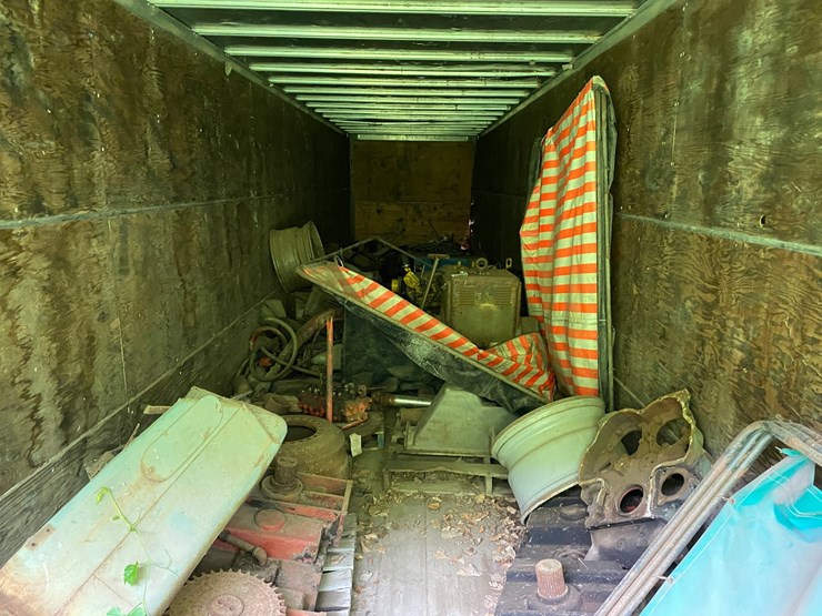 #1639-•-semi-trailer-with-contents-(no-title)-image-8