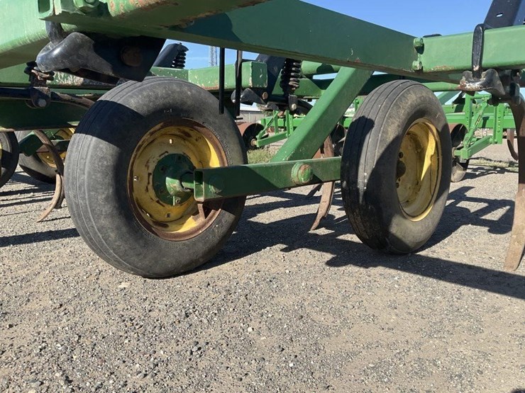 john-deere-1610-image-13