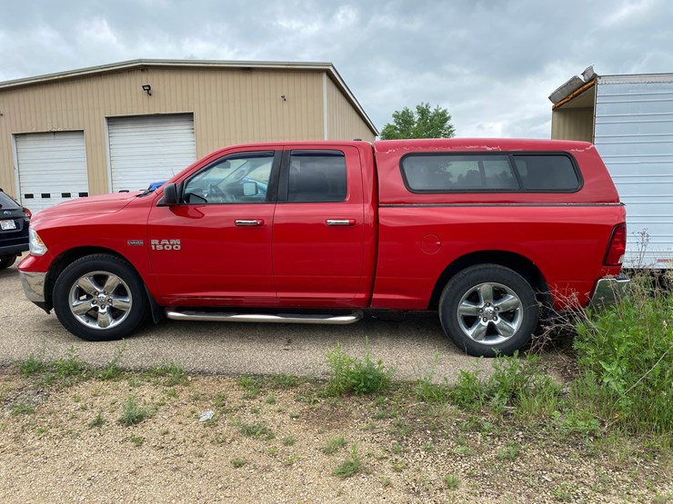2015-dodge-ram-1500-image-5