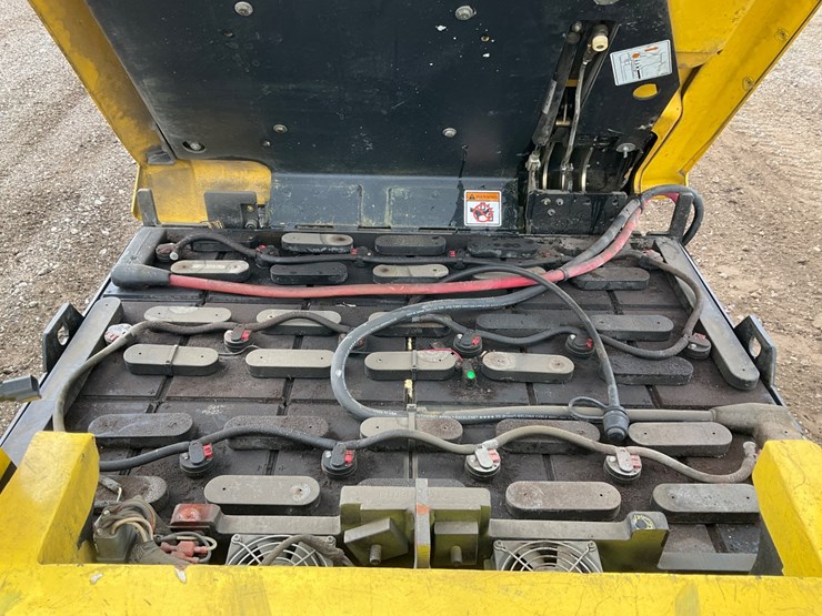 2007-hyster-e50z-image-26