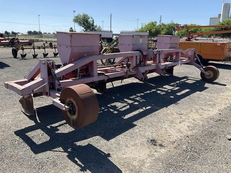 clampco-3-pt-3-row-80"-shaping-baiter-bar-image-3