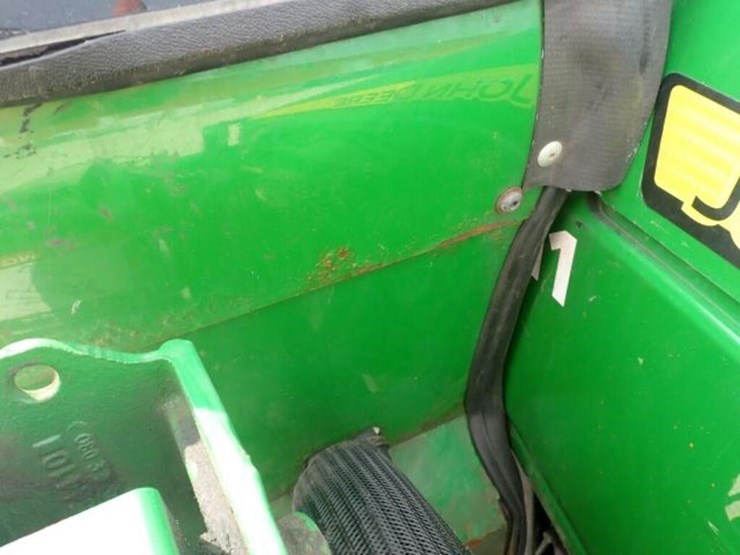 2011-john-deere-1023e-image-74