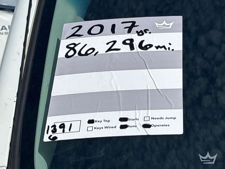 2017-nissam-nv2500hd-cargo-van-image-40
