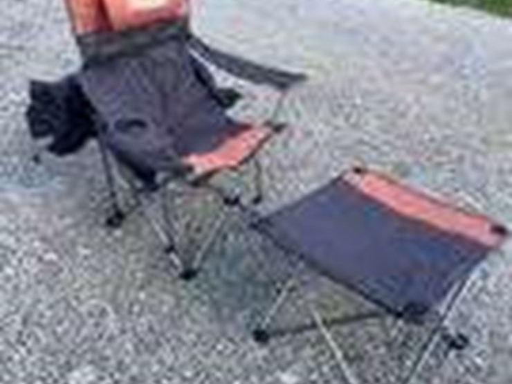 collapsible-camping-chair.-orange-brown.-comes-with-foot-stool-and-storage-bag!-image-2