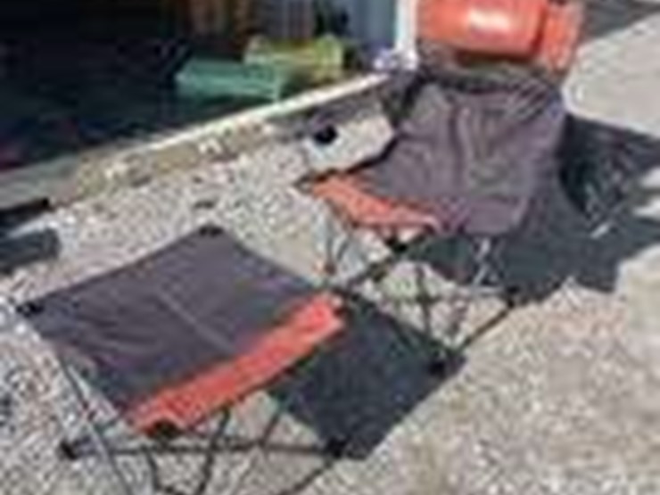 collapsible-camping-chair.-orange-brown.-comes-with-foot-stool-and-storage-bag!-image-3