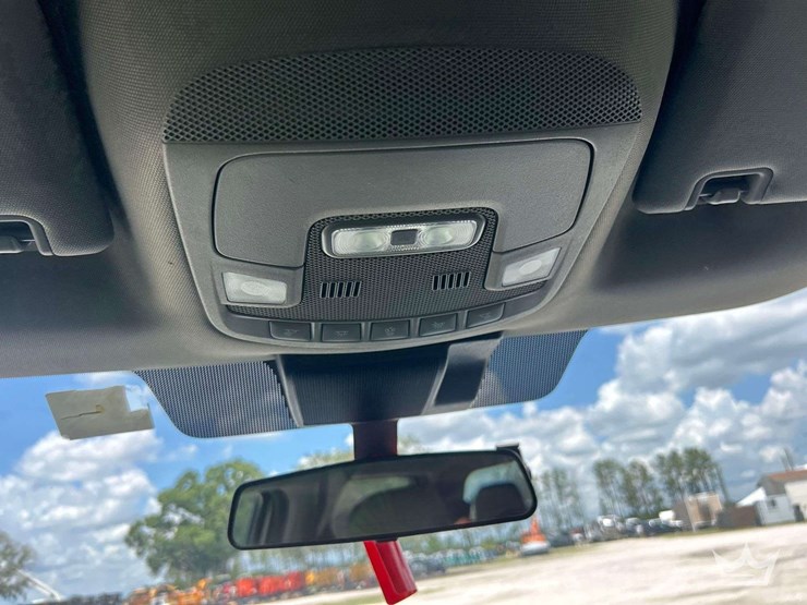 2020-ford-f150-image-19
