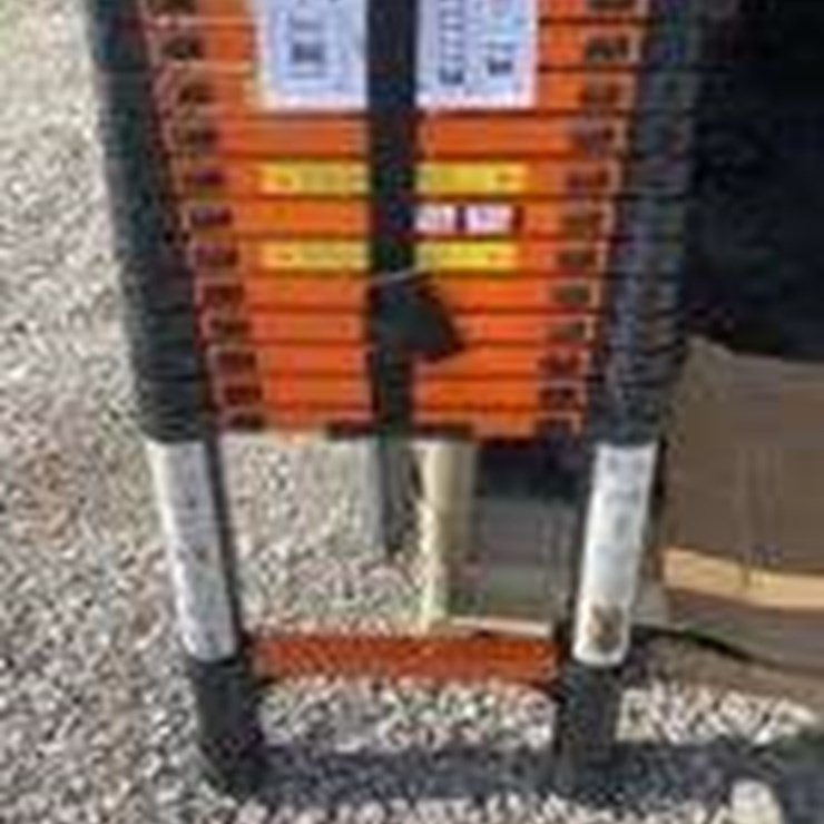 13 Step Single Side Telescoping Ladder