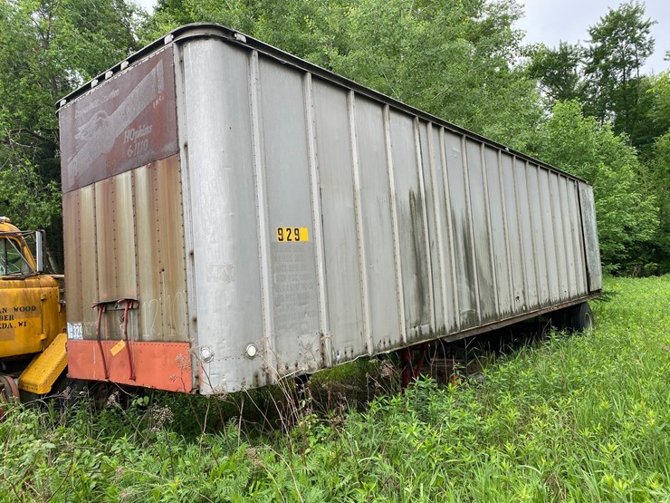 #1631-•-semi-trailer-with-contents-(no-title)-image-1