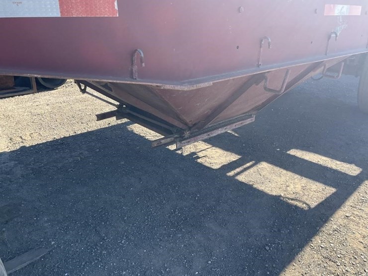 (dmv)-set-of-1970's-aluminum-hopper-trailers-image-16