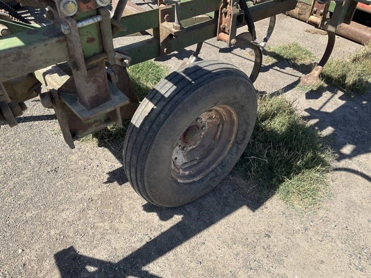 glencoe-30'-fold-up-field-cultivator-image-16