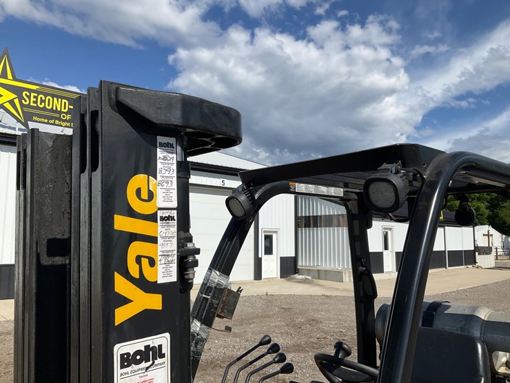 #1388-•-2014-yale-glc040sv-forklift-image-18