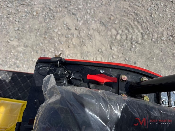 unused-me15-mini-excavator-image-15