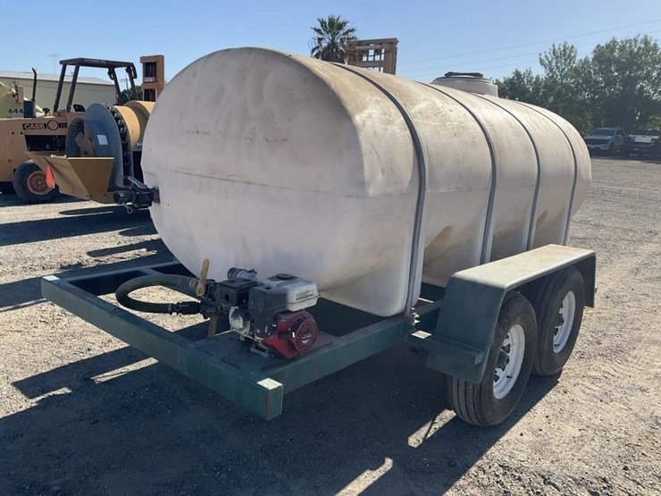 pbm-1600g-poly-tank-trailer-image-4