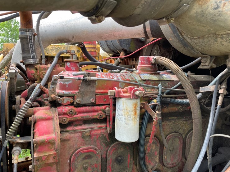 #1381-•-international-f-2674-tri-axel-dump-truck-image-77