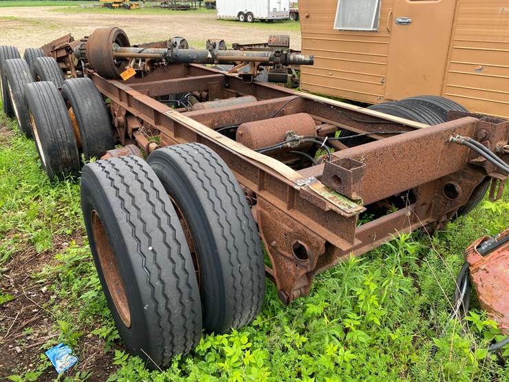 #1572-•-wood-hauling-parts-image-2