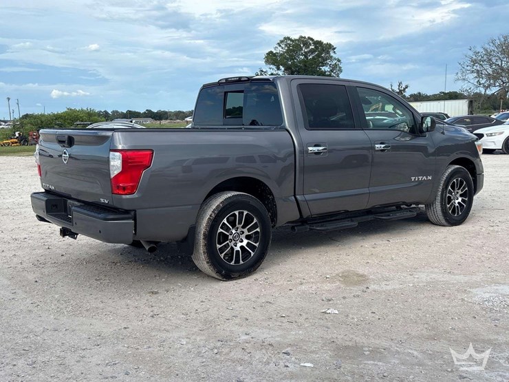 2021-nissan-titan-image-3