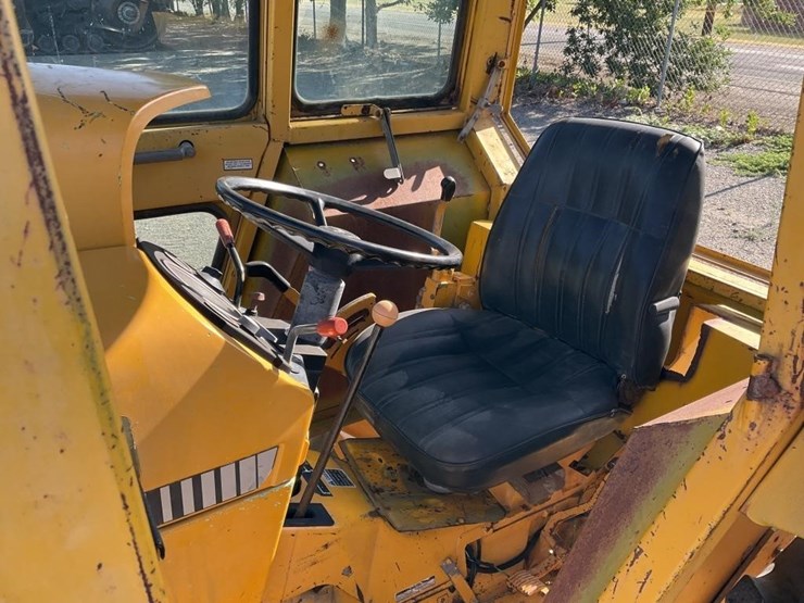 john-deere-2355-image-19