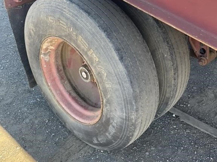 (dmv)-set-of-1970's-aluminum-hopper-trailers-image-20