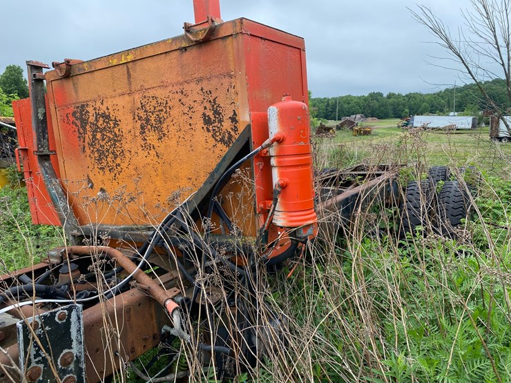 #1597-•-truck-frame-image-14