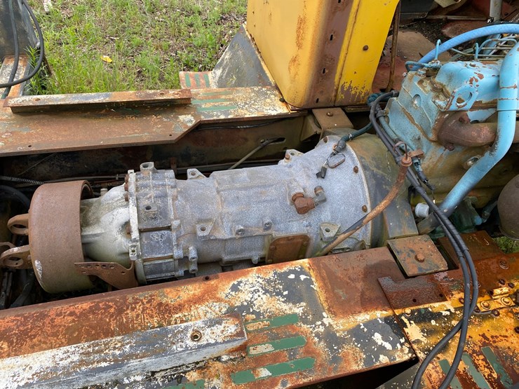 #1558-•-grove-15-ton-crane-image-18
