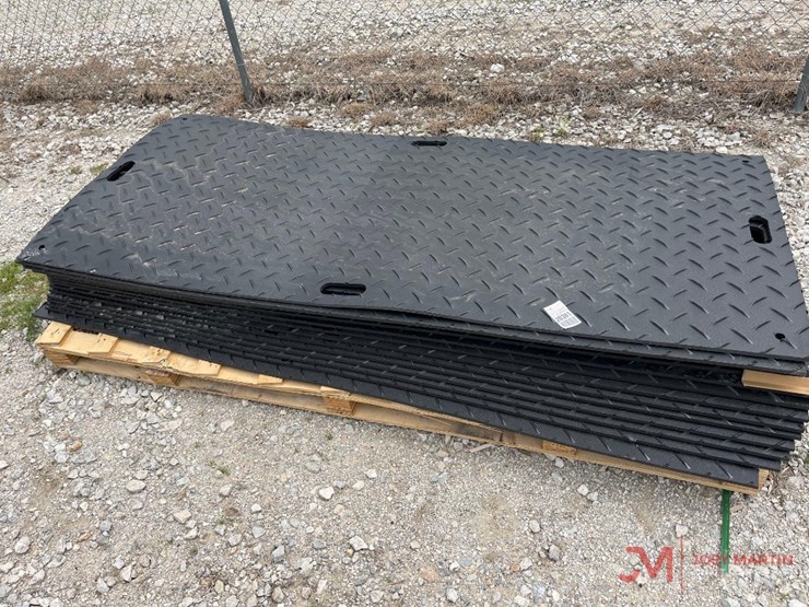 (15)-new-8'-x-4'-ground-protection-mats-image-1