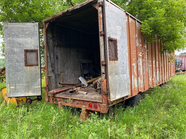 strick-trailer-image-4