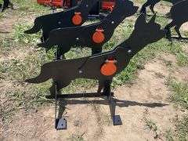 pabreak-coyote-shaped-reactive-shooting-target-image-2