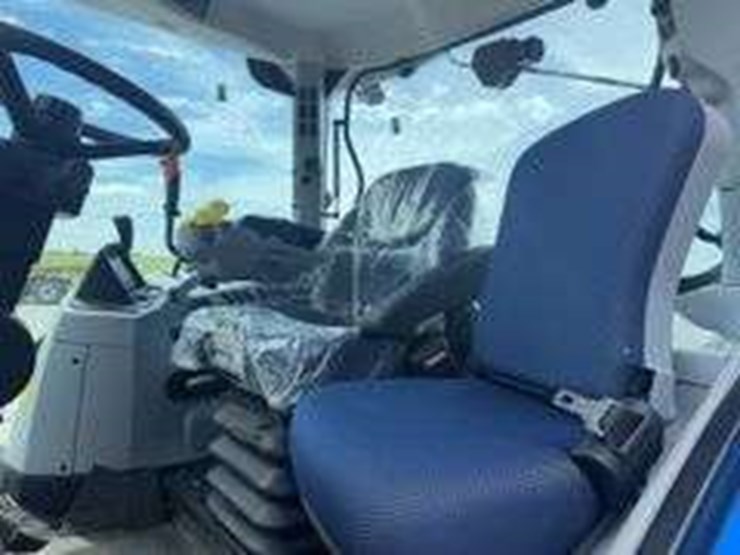 new-holland-t6.160-image-28