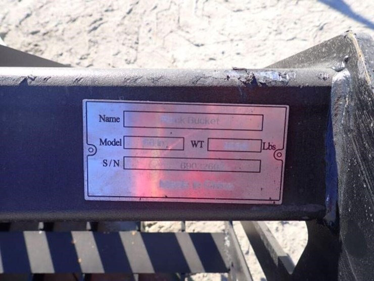 unused-greatbear-66-in.-skid-steer-rock-bucket-image-6