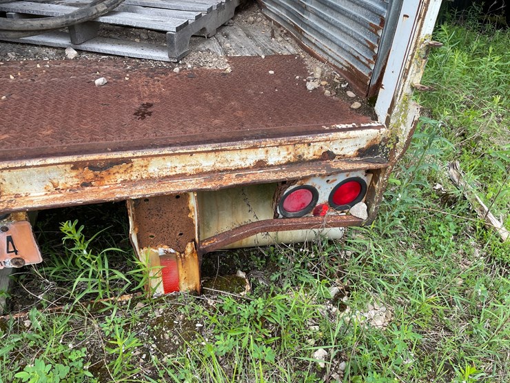 #1384-•-1995-wabash-53"-semi-van-trailer-body-image-24